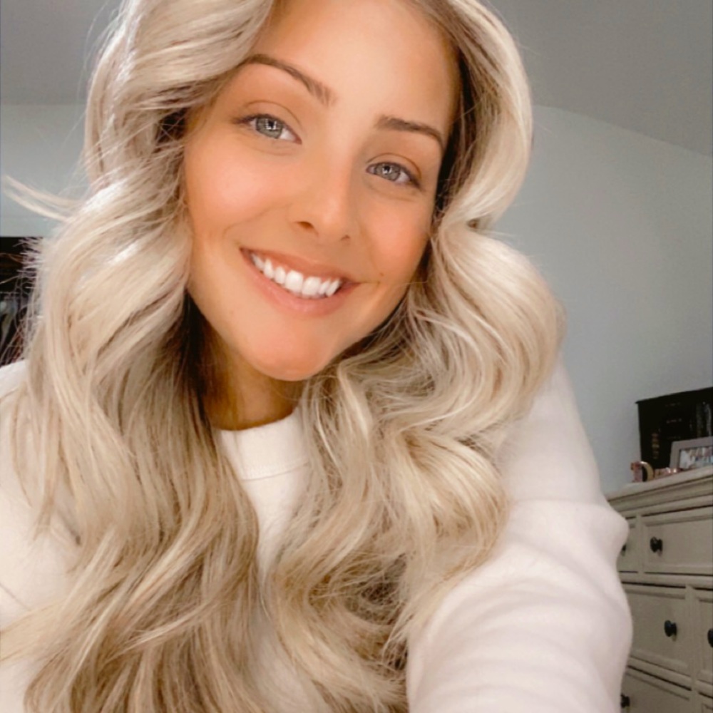Meet your Posher, Crystal